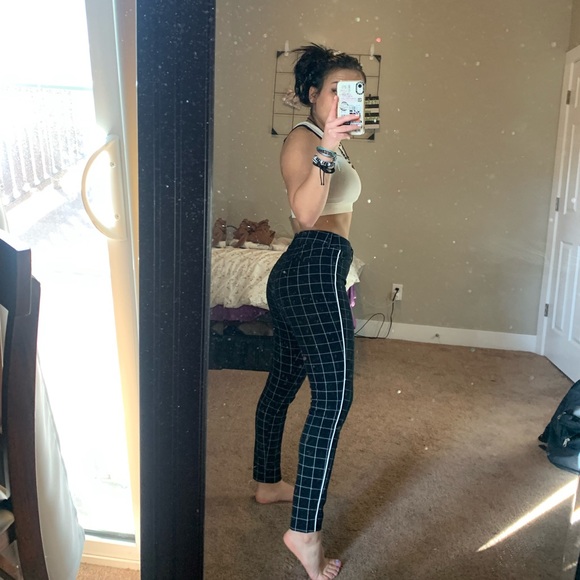 Plaid pants - Picture 2 of 2